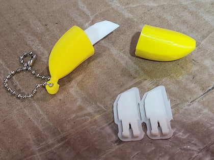 Mini Banana Box Cutter Keychain (2 Replaceable Blades)